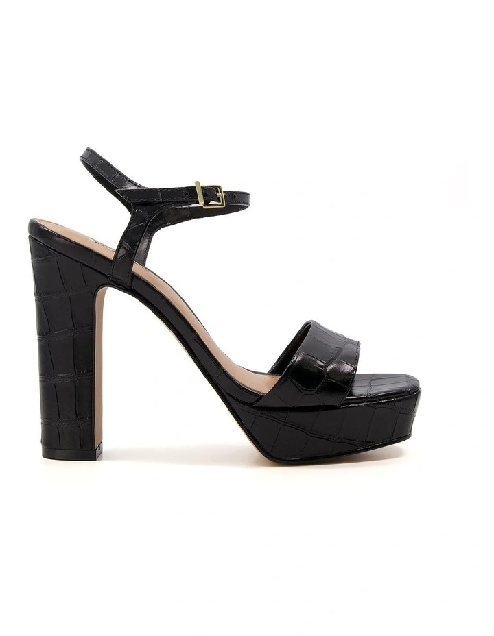 Matche Heeled Sandal in Black