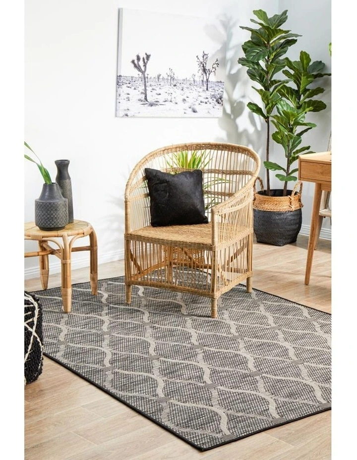 Terrace 5501 Rug in Black