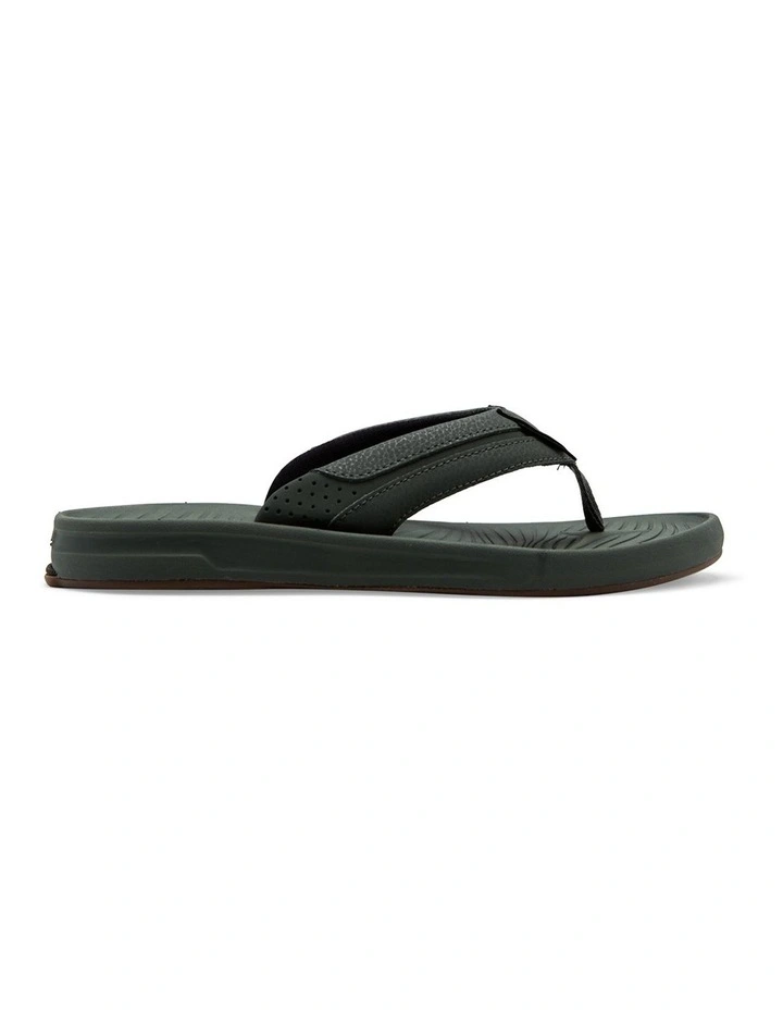 Travel Oasis Sandals In Green