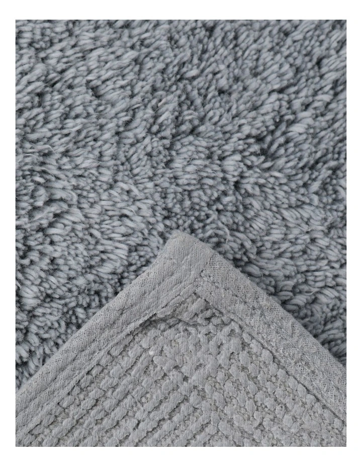 Lyon Contour Mat in Hydrangea