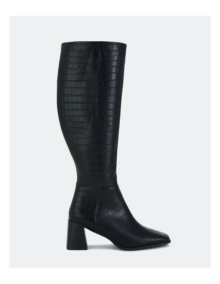 Orva Boots in Black