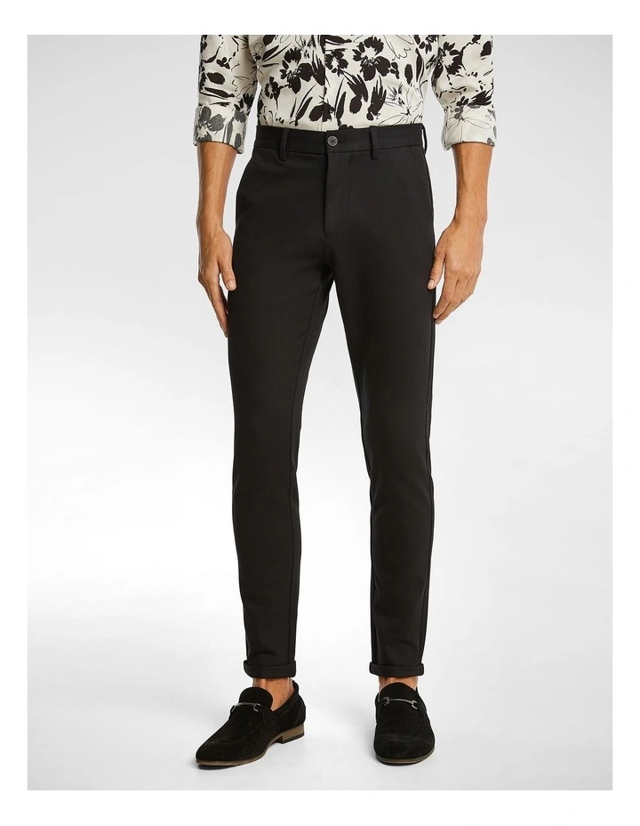 Energy Stretch Chino in Black