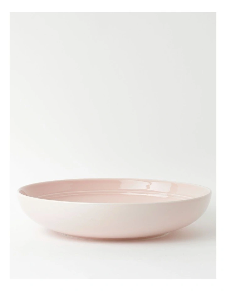 Avenue Shallow Serving Bowl in Pink