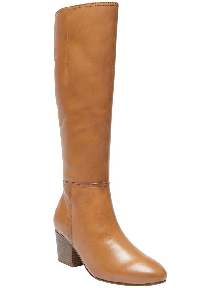 Drake Boots in Tan Leather