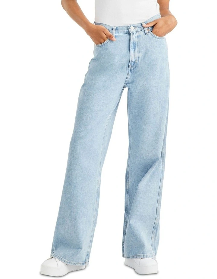 Claire High Rise Wide Jeans in Blue