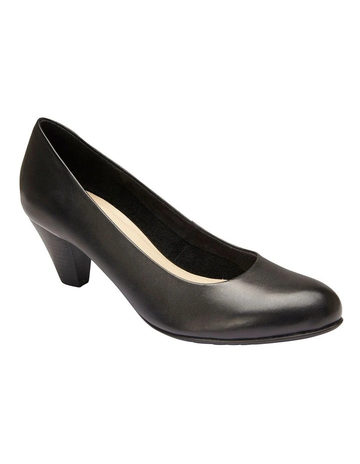 Ragley Heeled Shoes in Black Leather