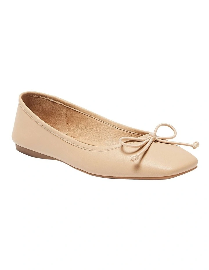 Maya Flat Shoes in Nude Glove