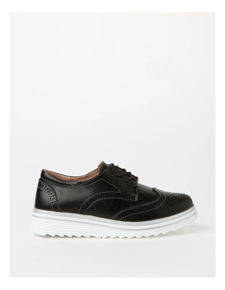 Camera Flat Shoes in Black Leather
