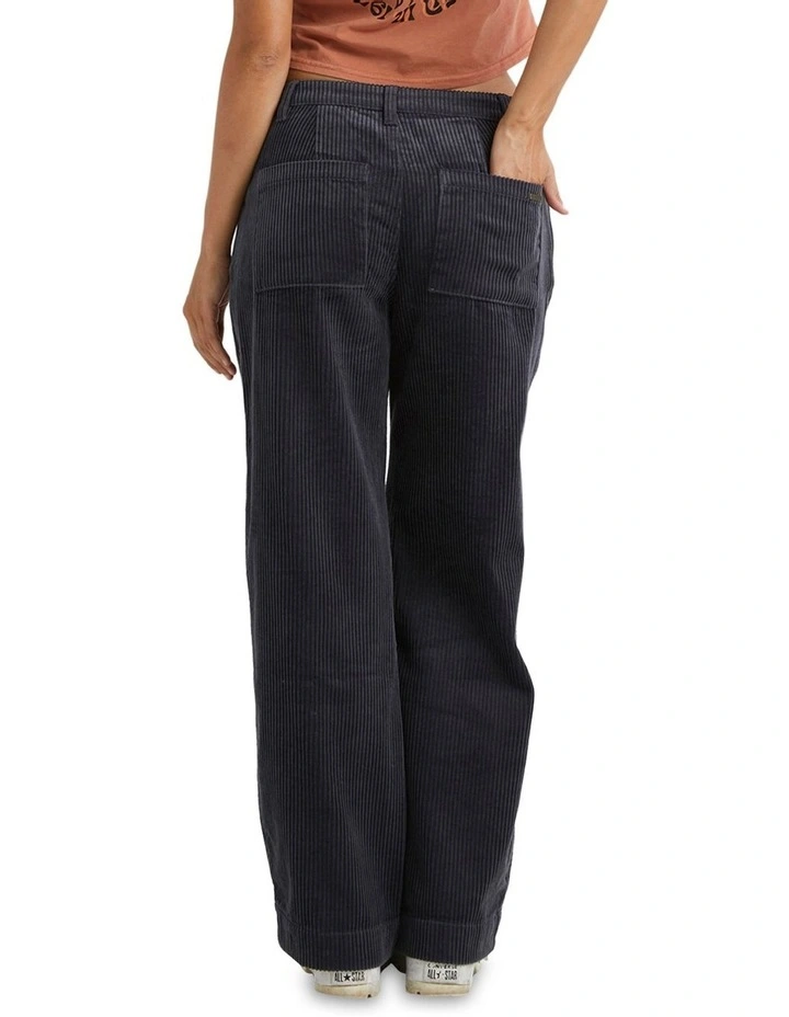 Groove On Pant in Black Sands