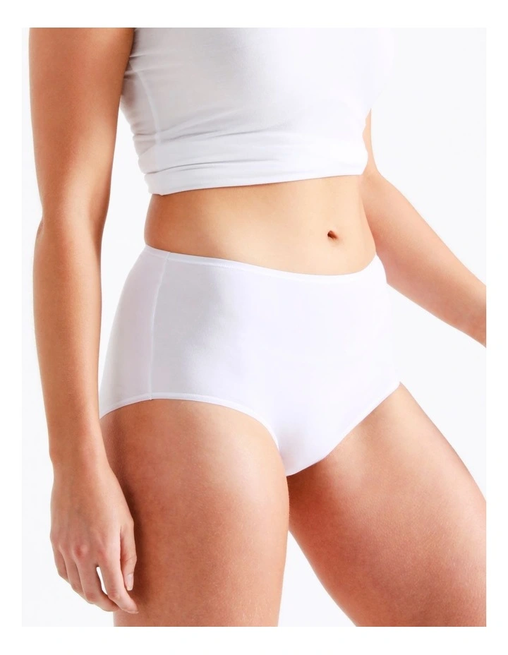 Modal Full Brief in White