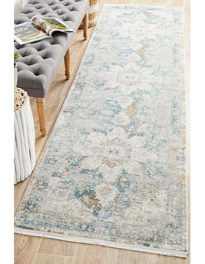 Reflections 104 Runner Rug In Blue