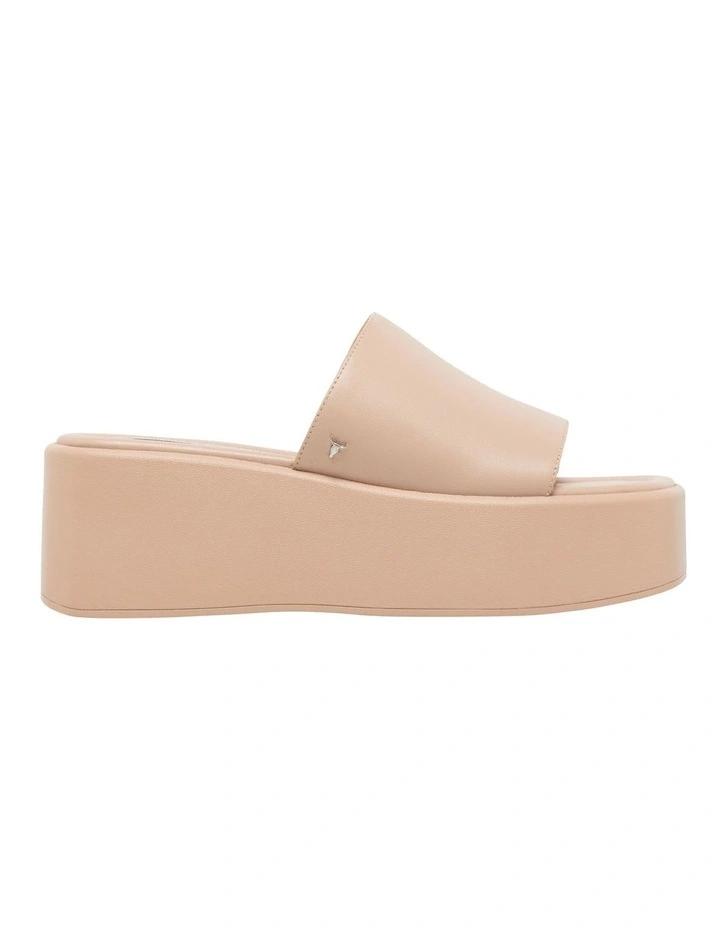Waterfalls Leather Sandal In Blush