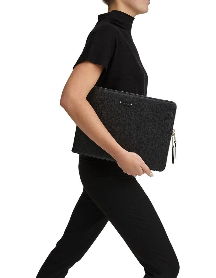 Stark Laptop Sleeve in Black/Gold