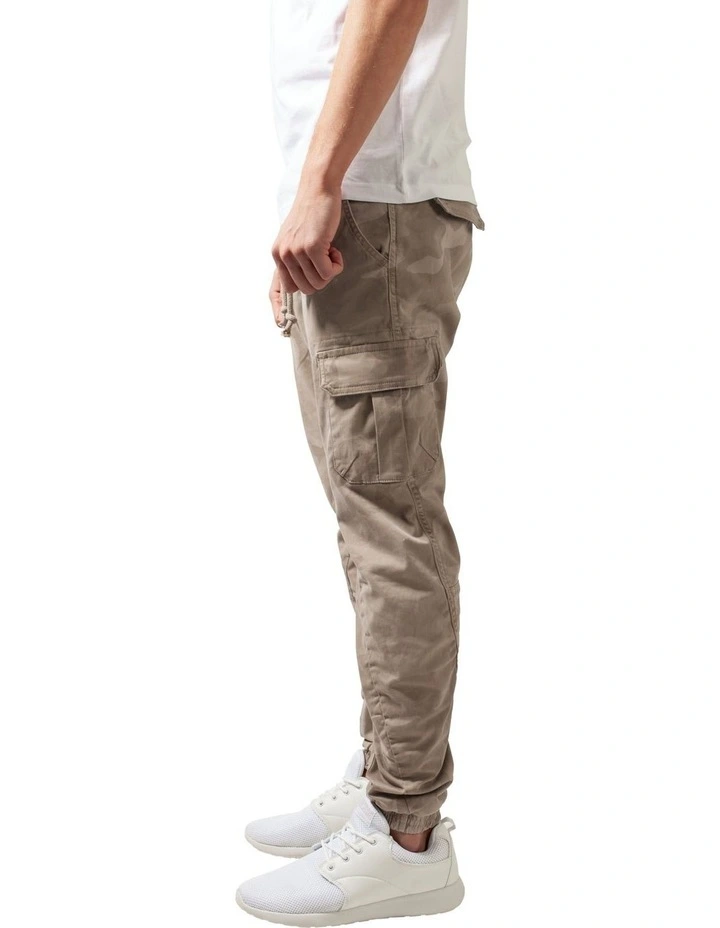 Camo Cargo Jogging Pants in Sand