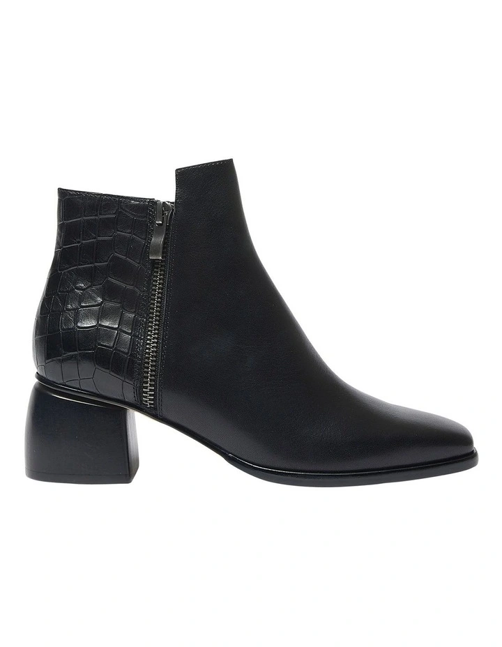 Palace Boots in Black Glove/Croc Print