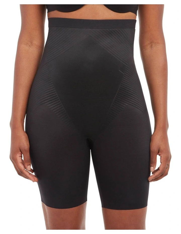 Thinstincts 2.0 High-Waist Mid-Thigh Short in Black
