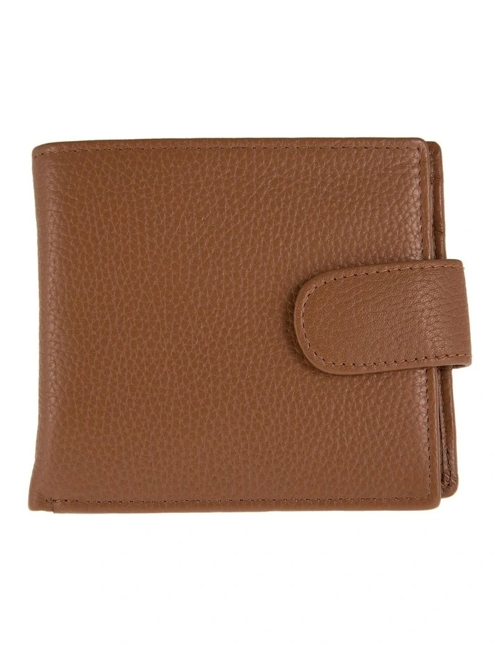 Pebble Grain Leather Bifold Wallet in Cognac