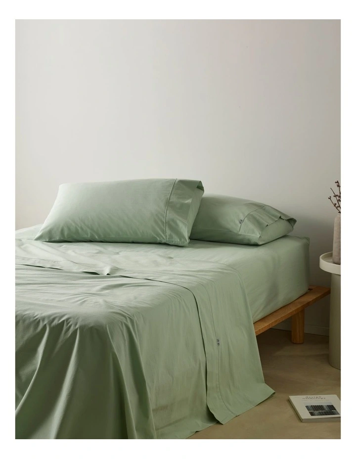 Stonewashed Cotton Flat Sheet in Pistachio