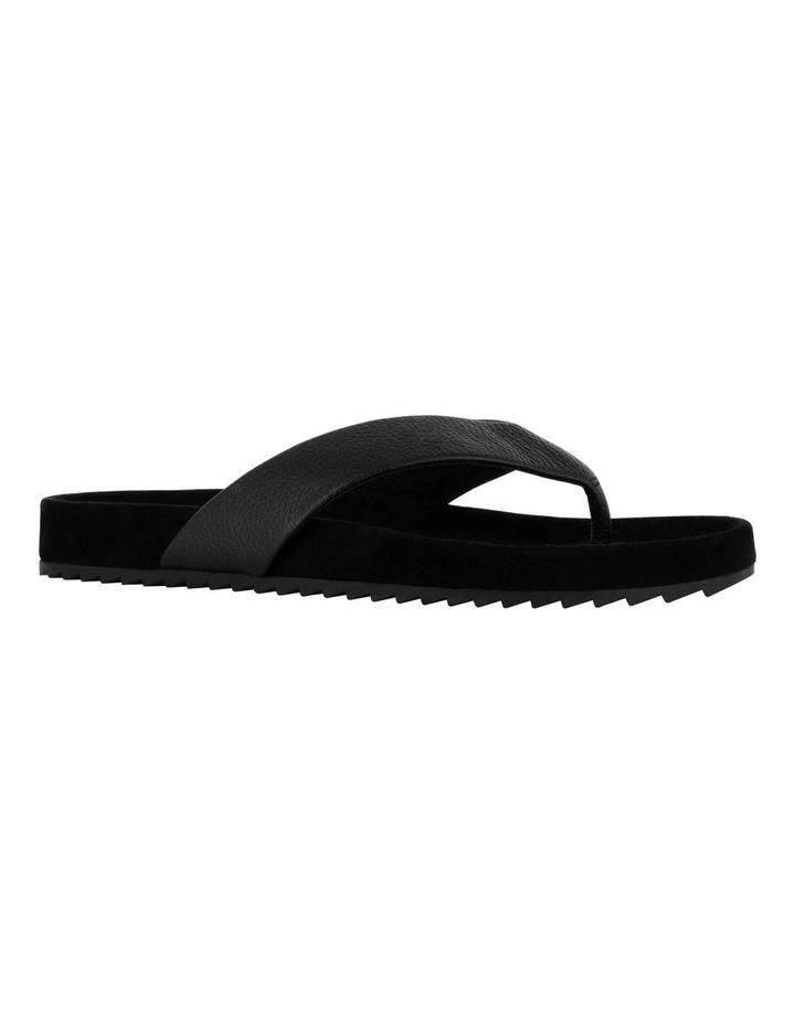 Dean II Flat Sandals in Black