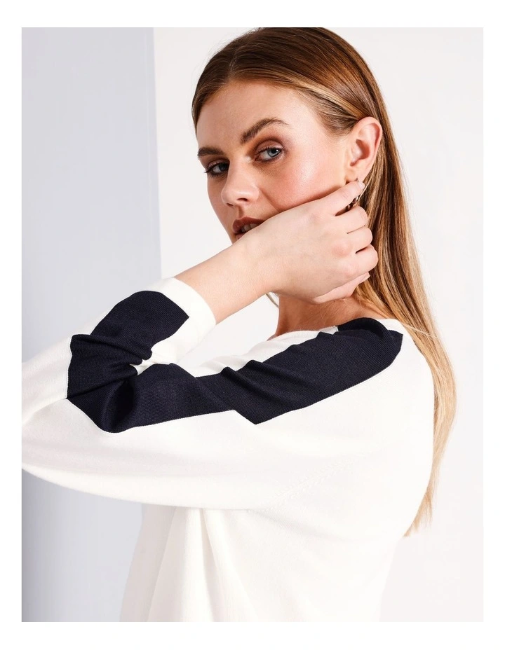 Crew Neck Relaxed Knit in Ecru