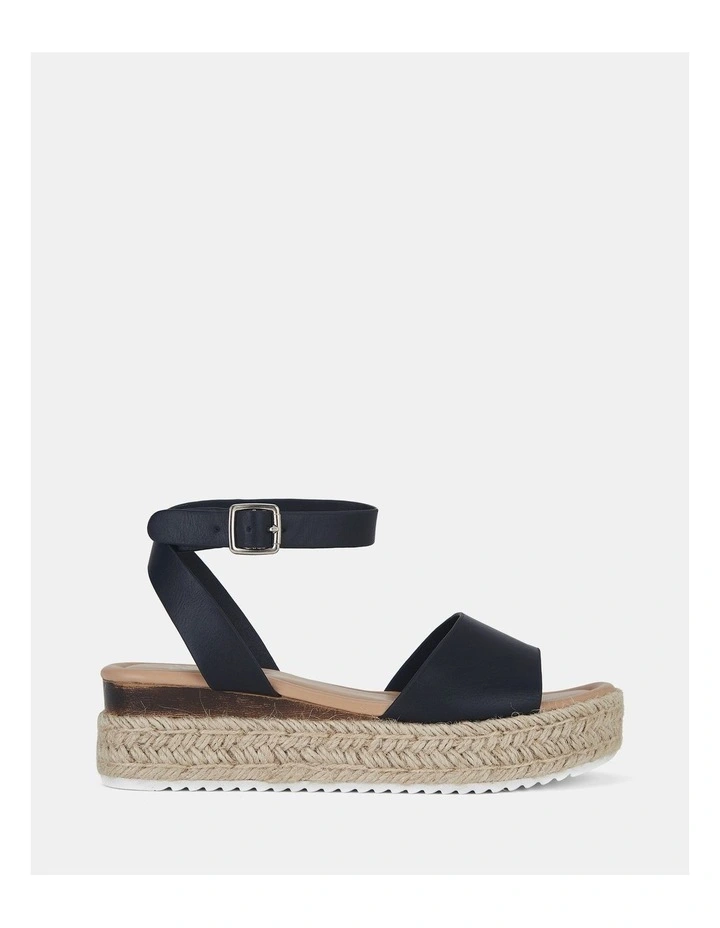 Tesa Flats in Black