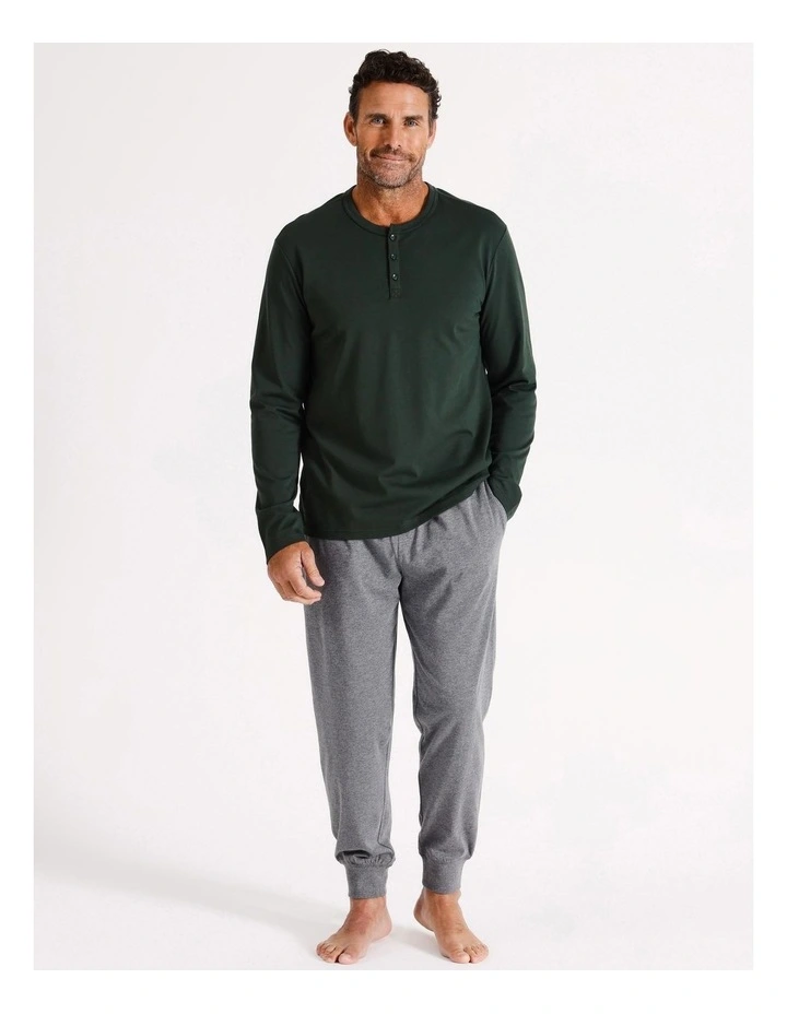 Essentials Long Sleeve Tee & Knit Jogger PJ Set in Forest/Charcoal