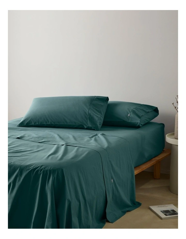 Stonewashed Cotton Fitted Sheet in Dusky Green