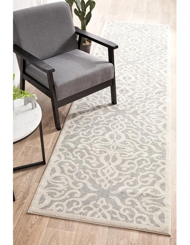 Chrome Lydia Runner Rug in Silver