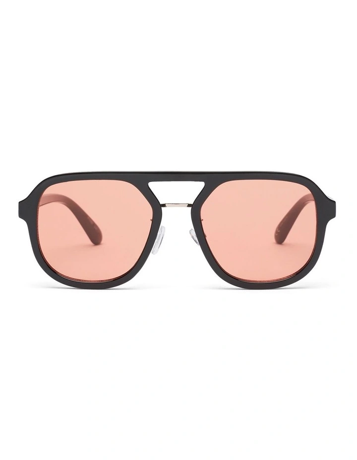 Le Mans Retro Sunglasses in Pink