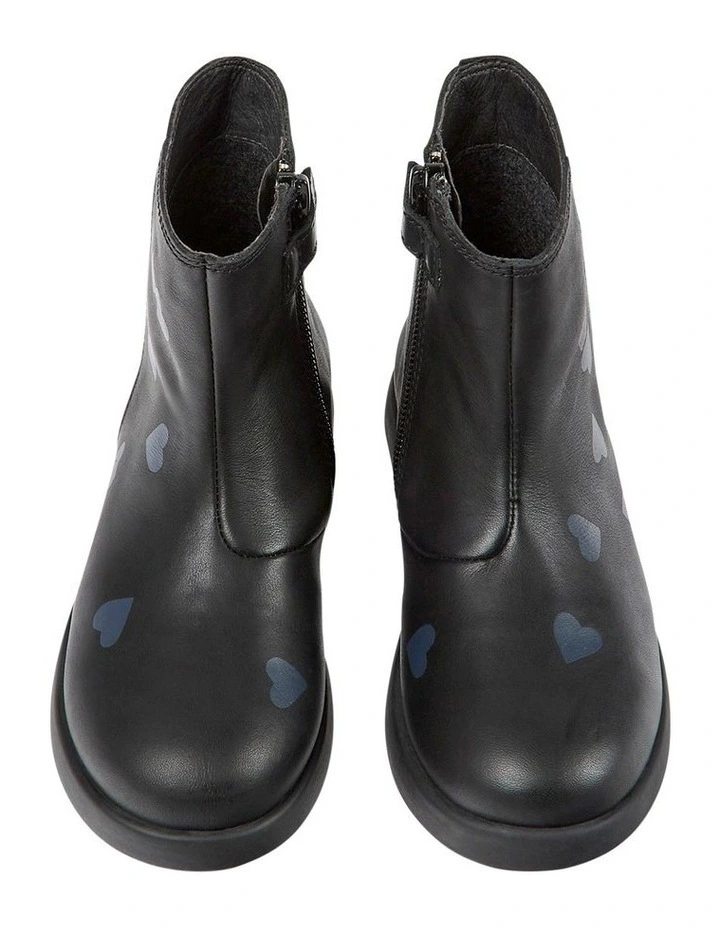 Twins Little Hearts Youth Boots in Black