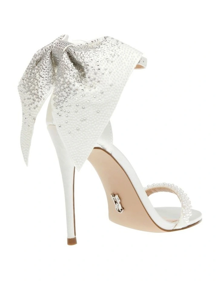 Bellarosa-P Bow Heels in Ivory Satin