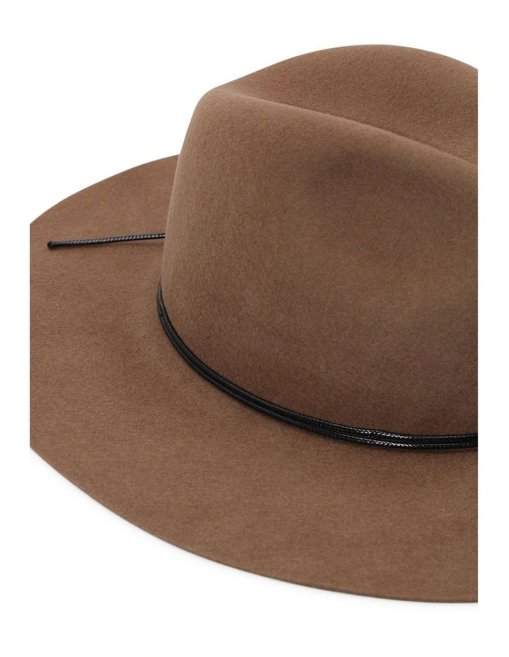 Swagman Fedora Hat in Cinnamon
