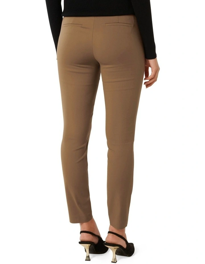 Grace 7/8th Slim Pants in Brown