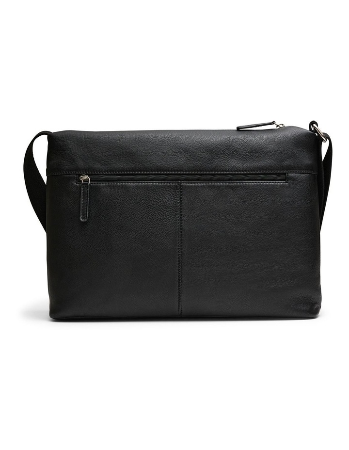 Victor Messenger Bag in Black