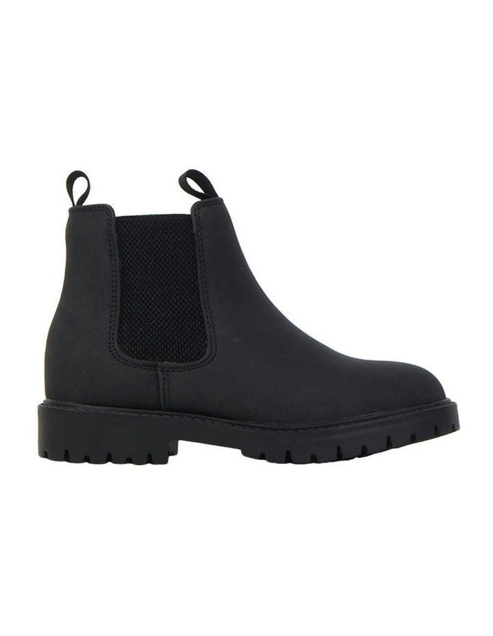 Jonah Boots in Black