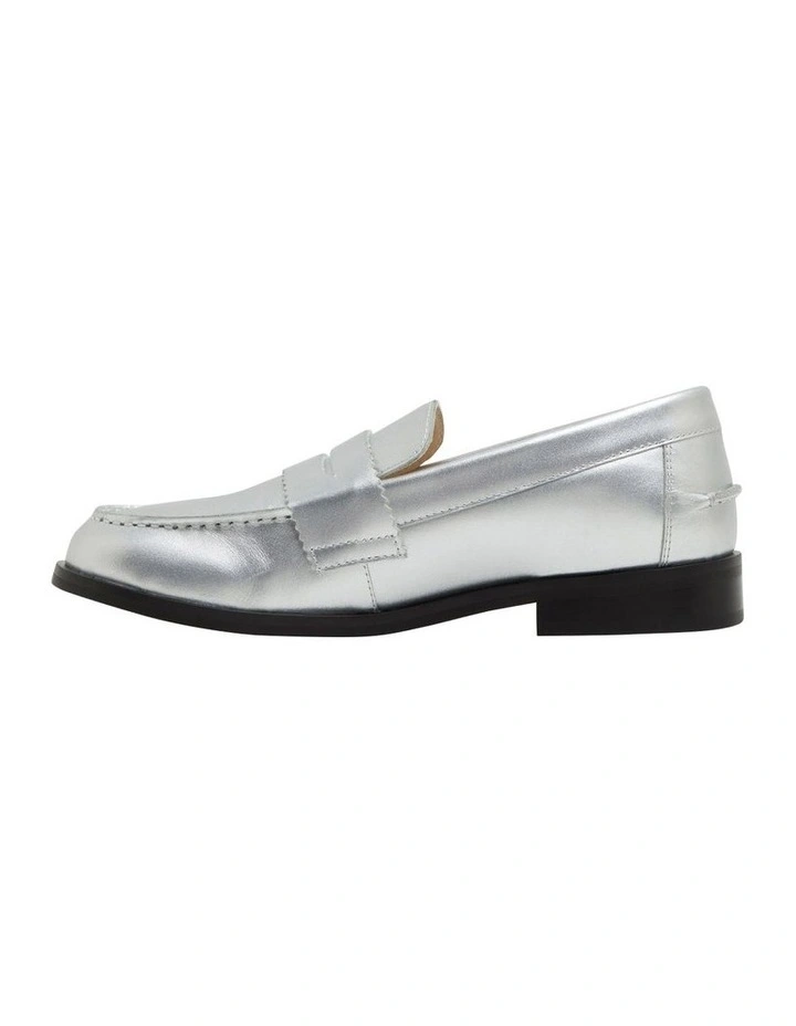 Penny Loafer in Metallic Silver