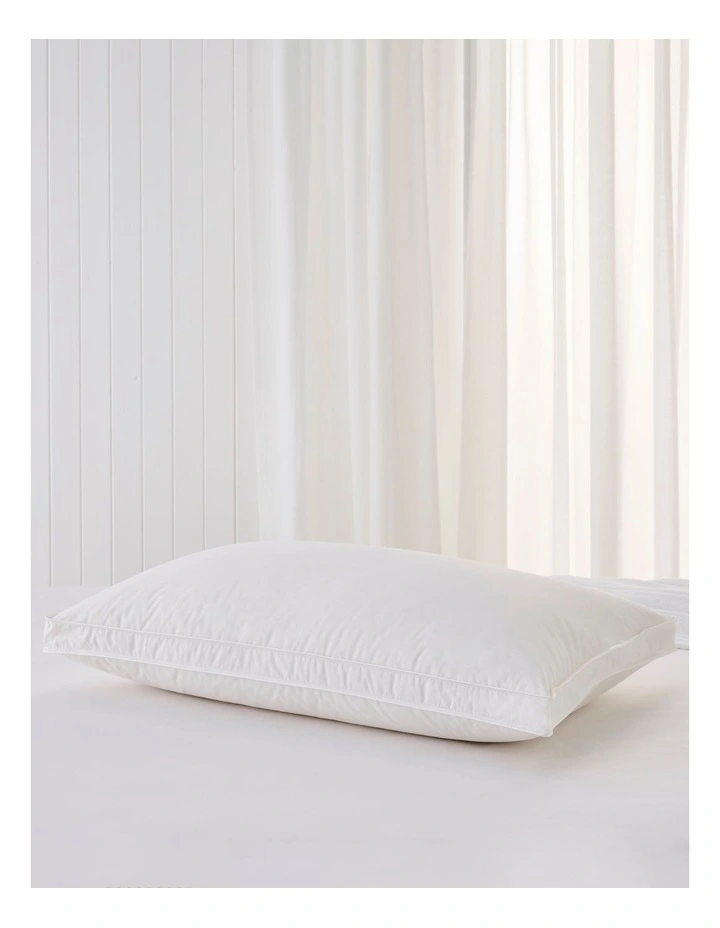 Silver Collection Soft Pillow in White