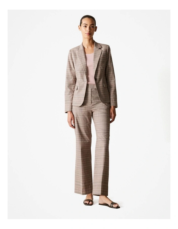 Yarn Dyed Prince Of Wales Check Blazer in Biscuit