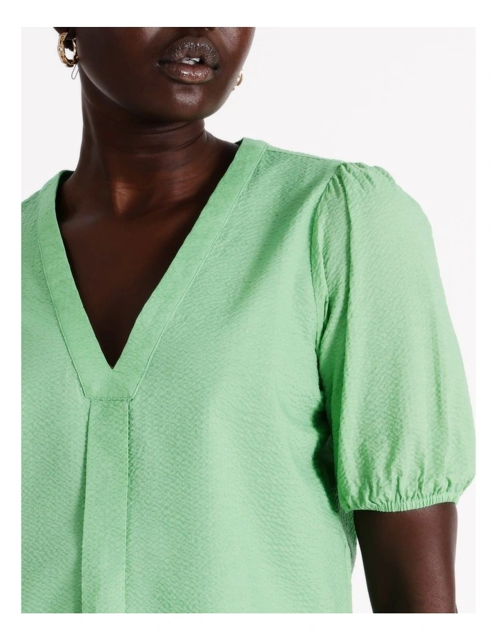 Bonnie Bess Short Sleeve Top in Irish Green