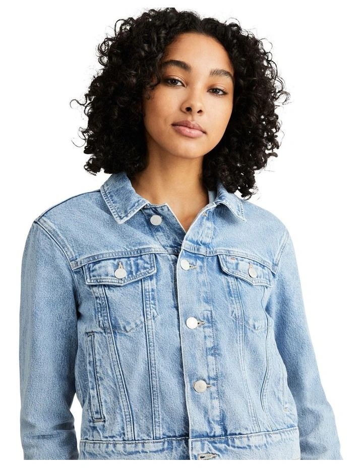 Izzie Slim Denim Jacket in Blue