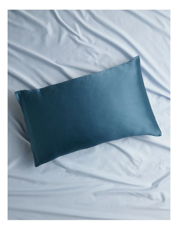 Luxe Silk Pillowcase in Teal