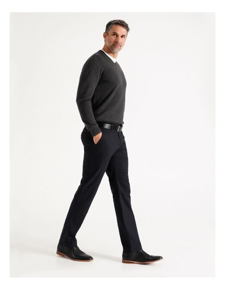 Breckland Stretch Textured Chino Pant in Navy