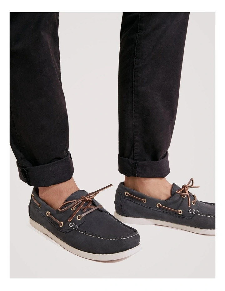 Flynn Nubuck Leather Boat Shoe in Navy