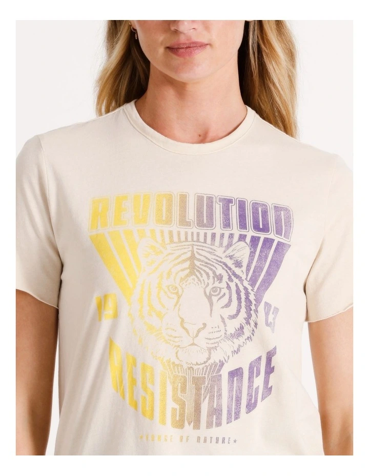 Lucy Life T-shirt in Beige