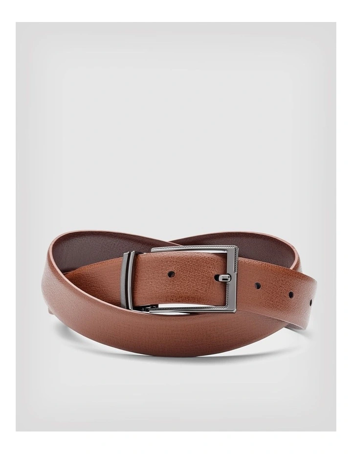 Fine Grain Leather Belt With Textured Pin Buckle in Dark Tan/light Tan