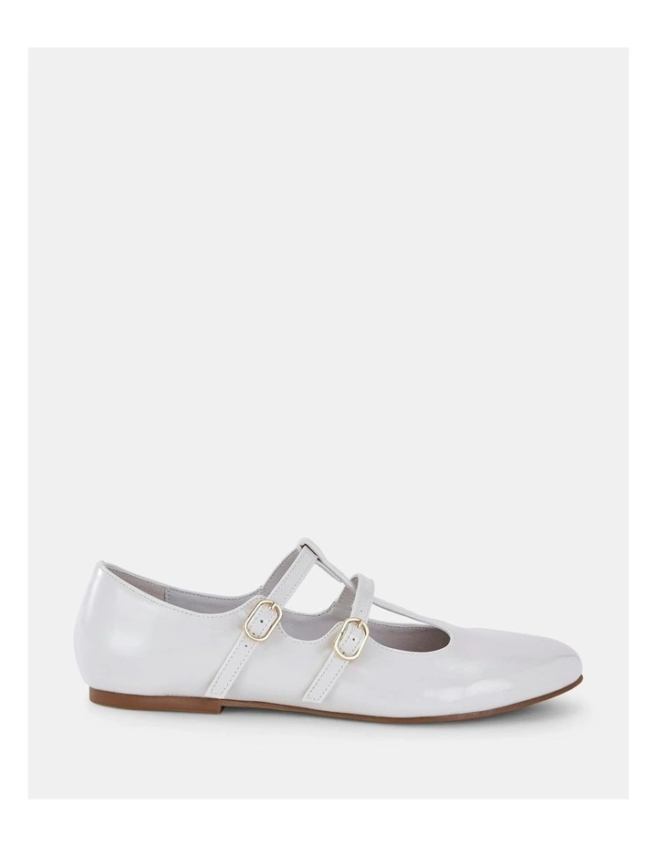 Catanzaro Flats in Cream