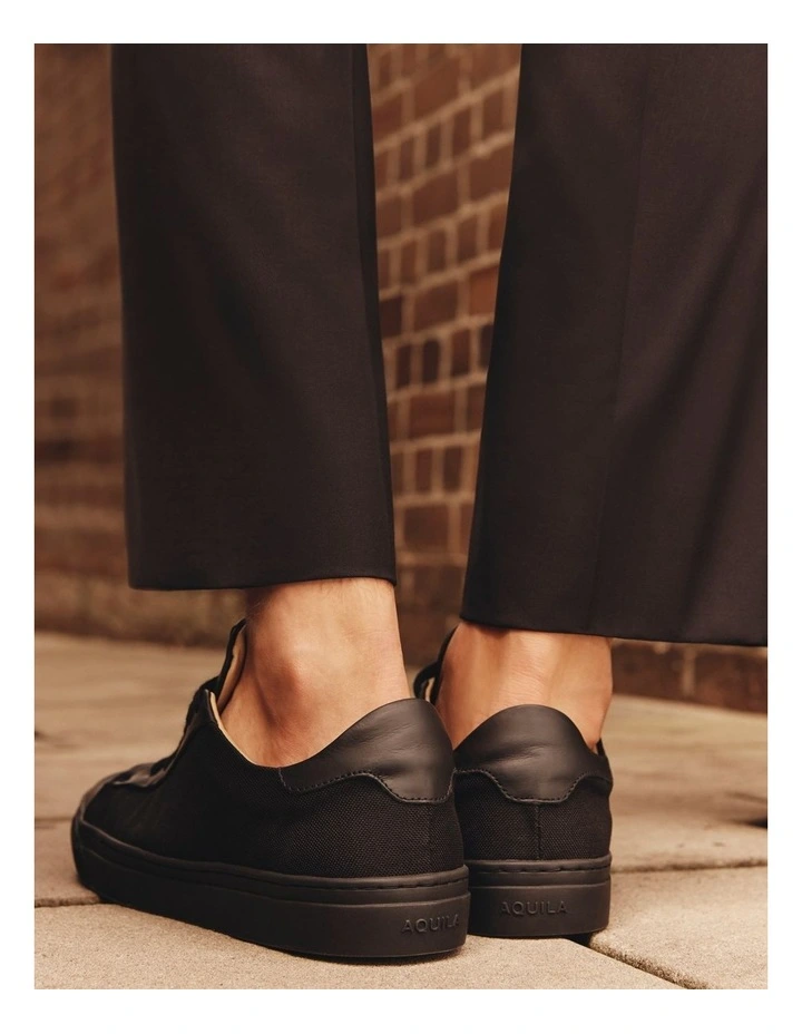 Deco 2.0 Tech Sneakers in Black