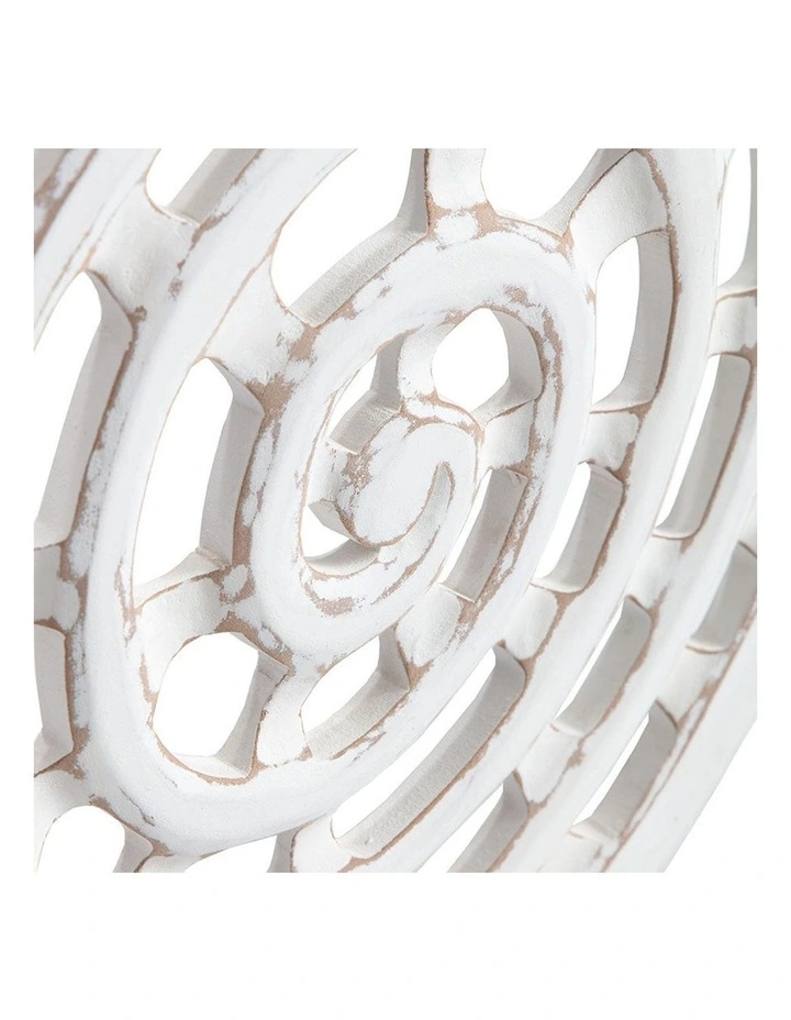 Coastal Shell Round Wall Art in Natural