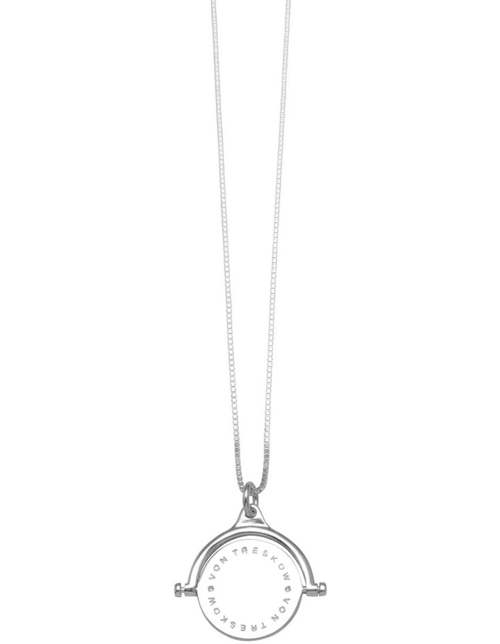 Adjustable Box Chain Necklace With Disc in Silver
