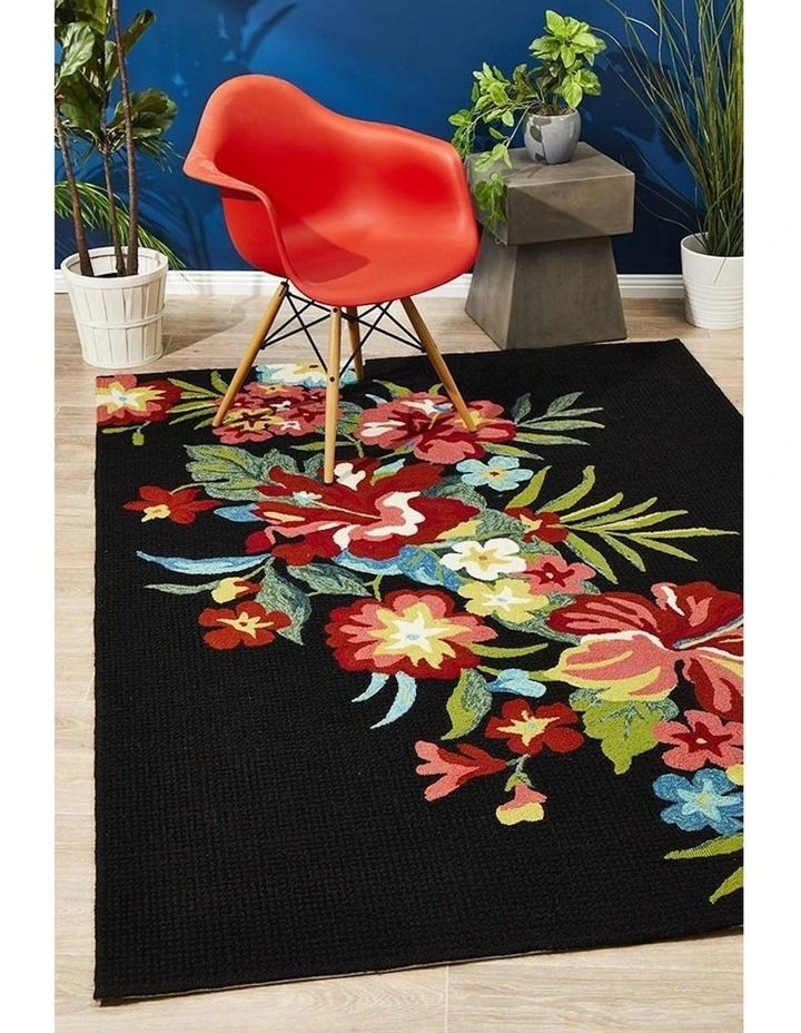 Copacabana Kelsey Bouquet Rug in Black